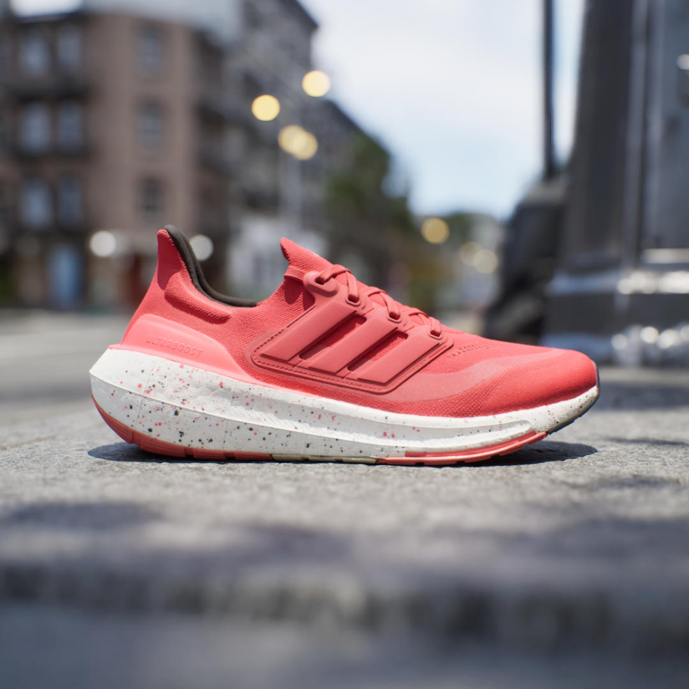 Adidas red stripe ultra boost hotsell