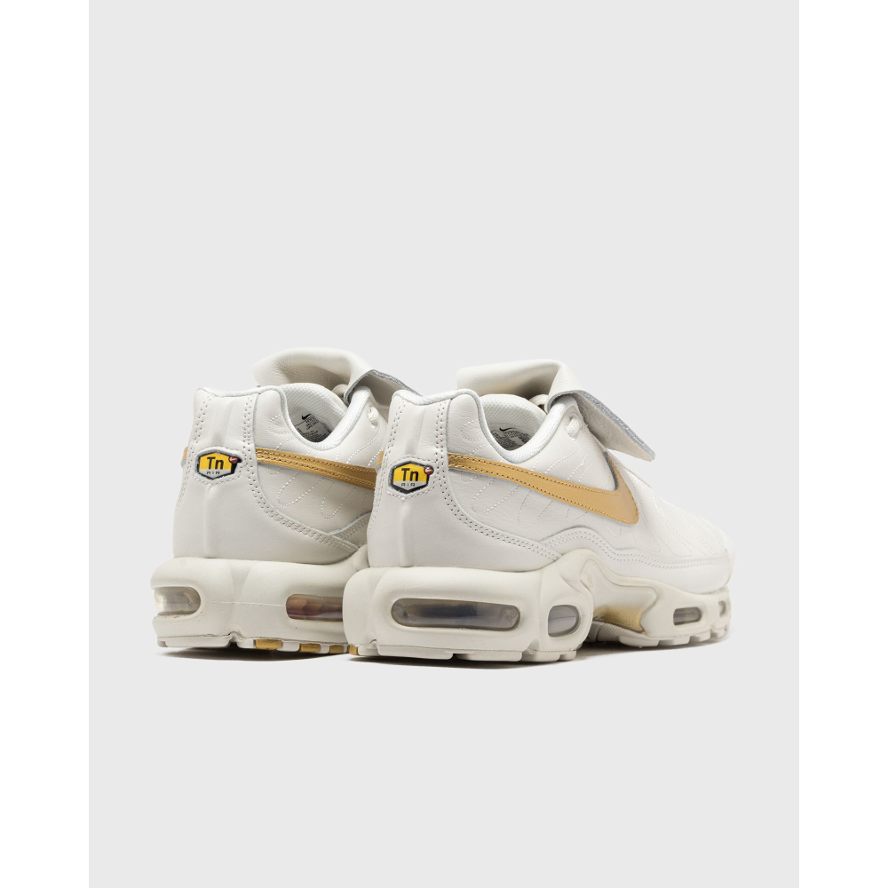 Nike Air Max Plus Tiempo Metallic Gold weiss HV2541 001