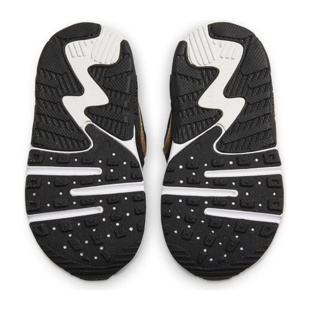 nike mountain fly low gtx