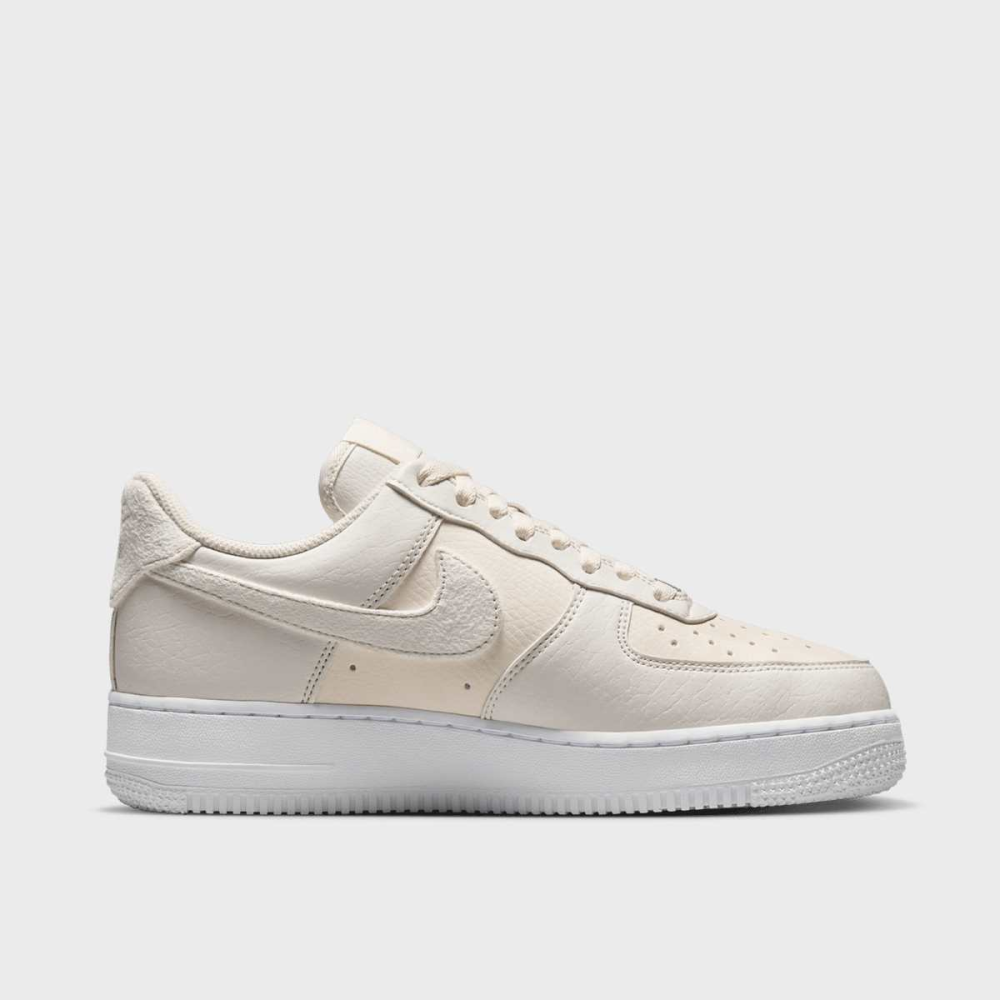 Nike Air Force 07 Next Nature Low beige HQ3905-001
