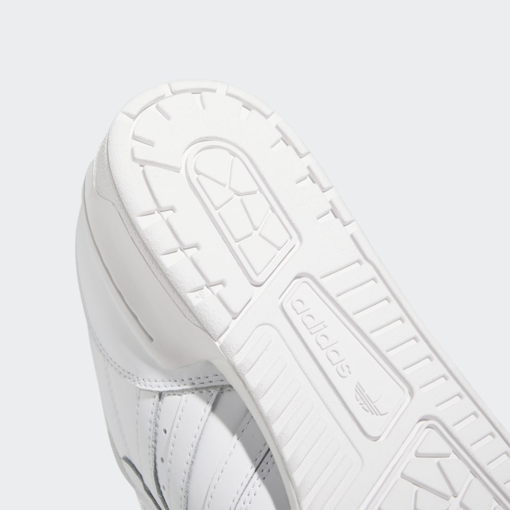 Adidas originals rivalry low trainer in white best sale