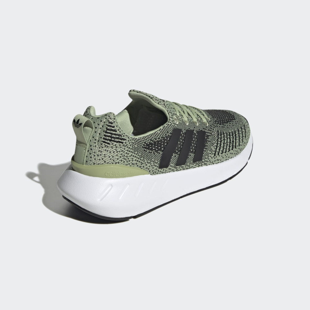 Adidas swift run big kid online