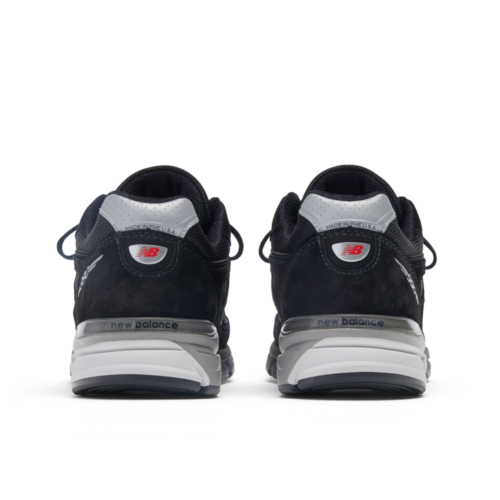 Black new balance 990 v4 online