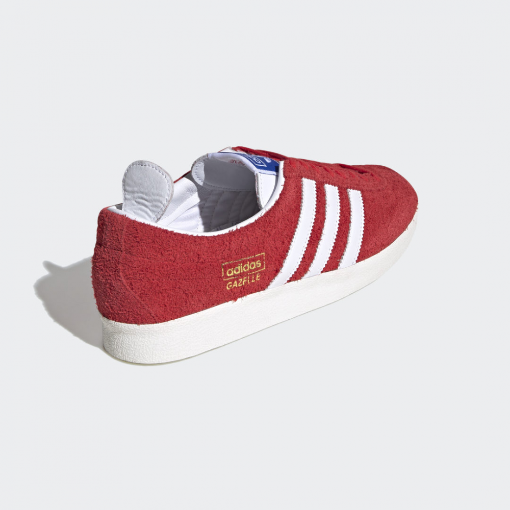 gazelle night red