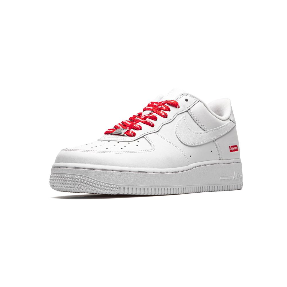 Nike Air Force 1 Low Supreme Black