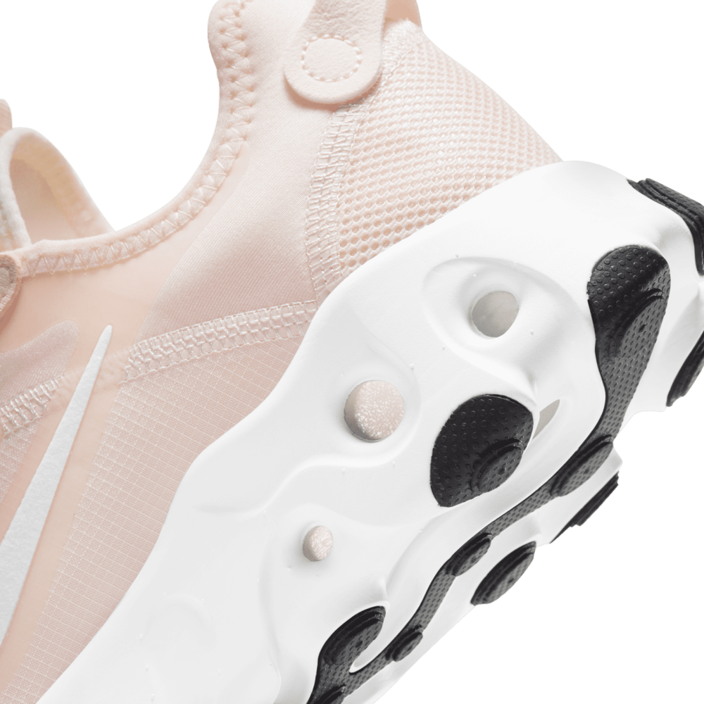 nike art3mis pink