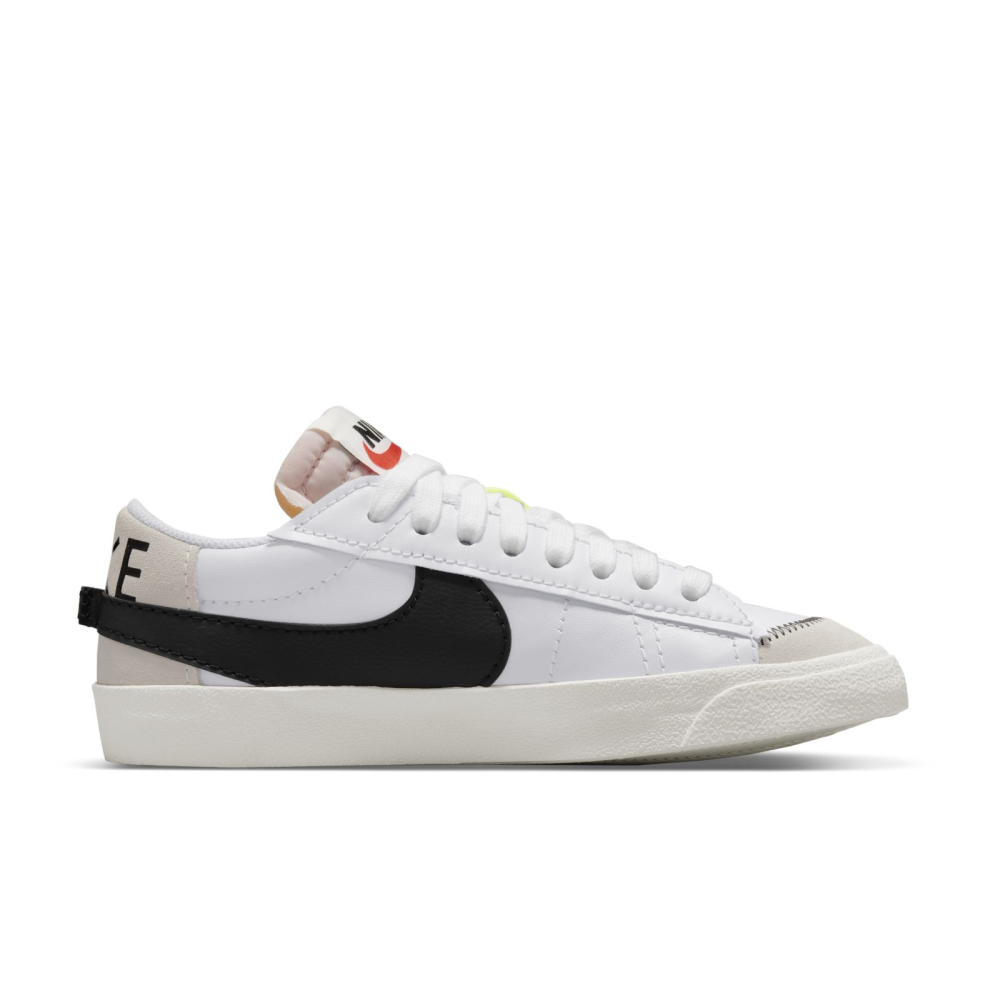 dn2158 101 nike