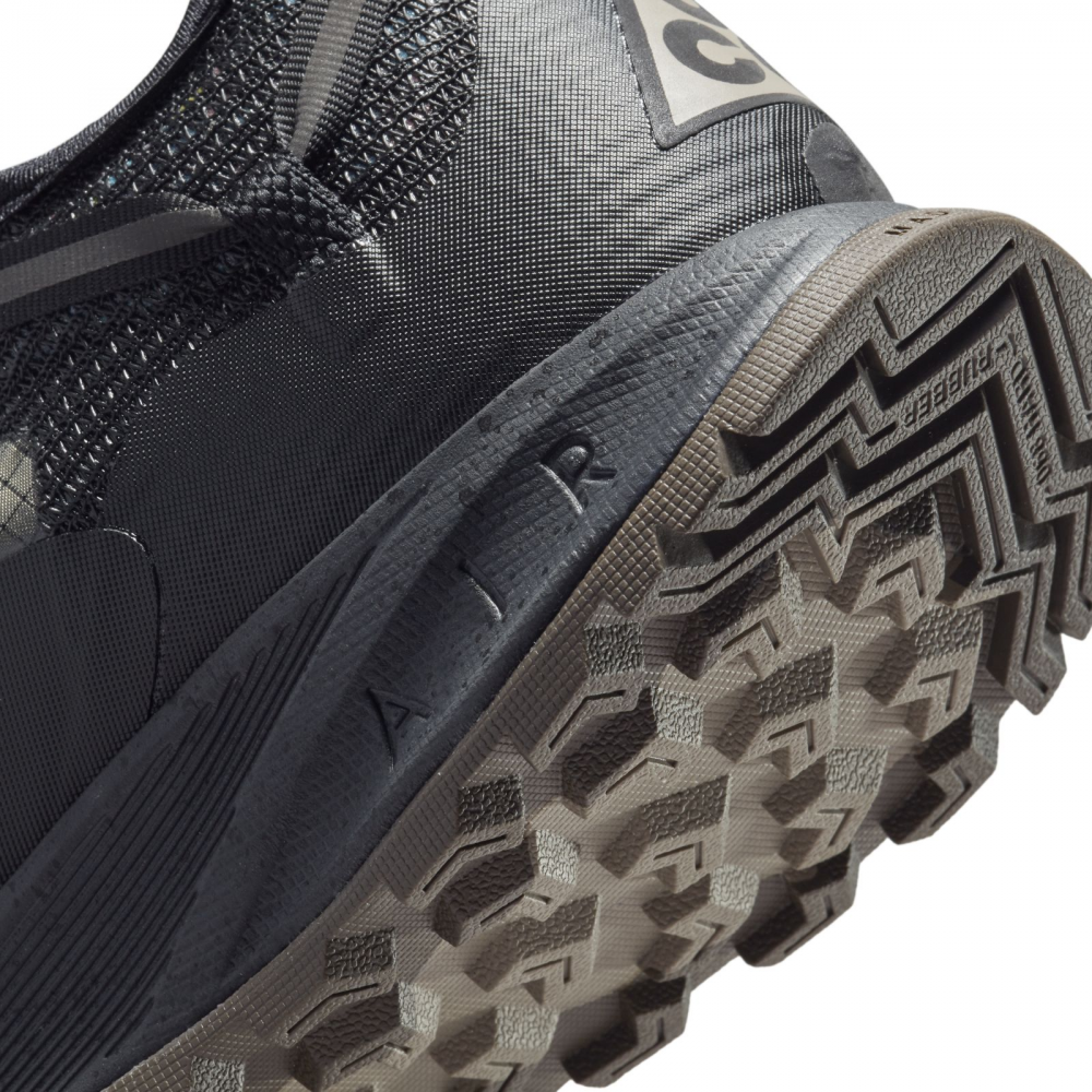 nike acg air nasu2