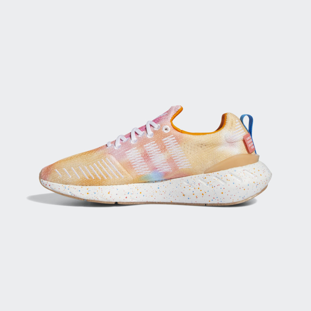 Adidas swift run multicolor on sale