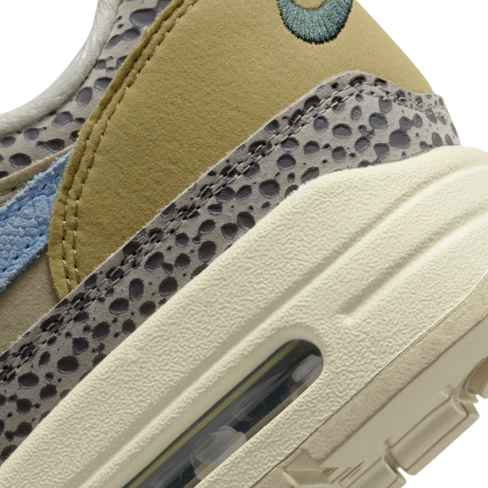 nike airmax 1 safari