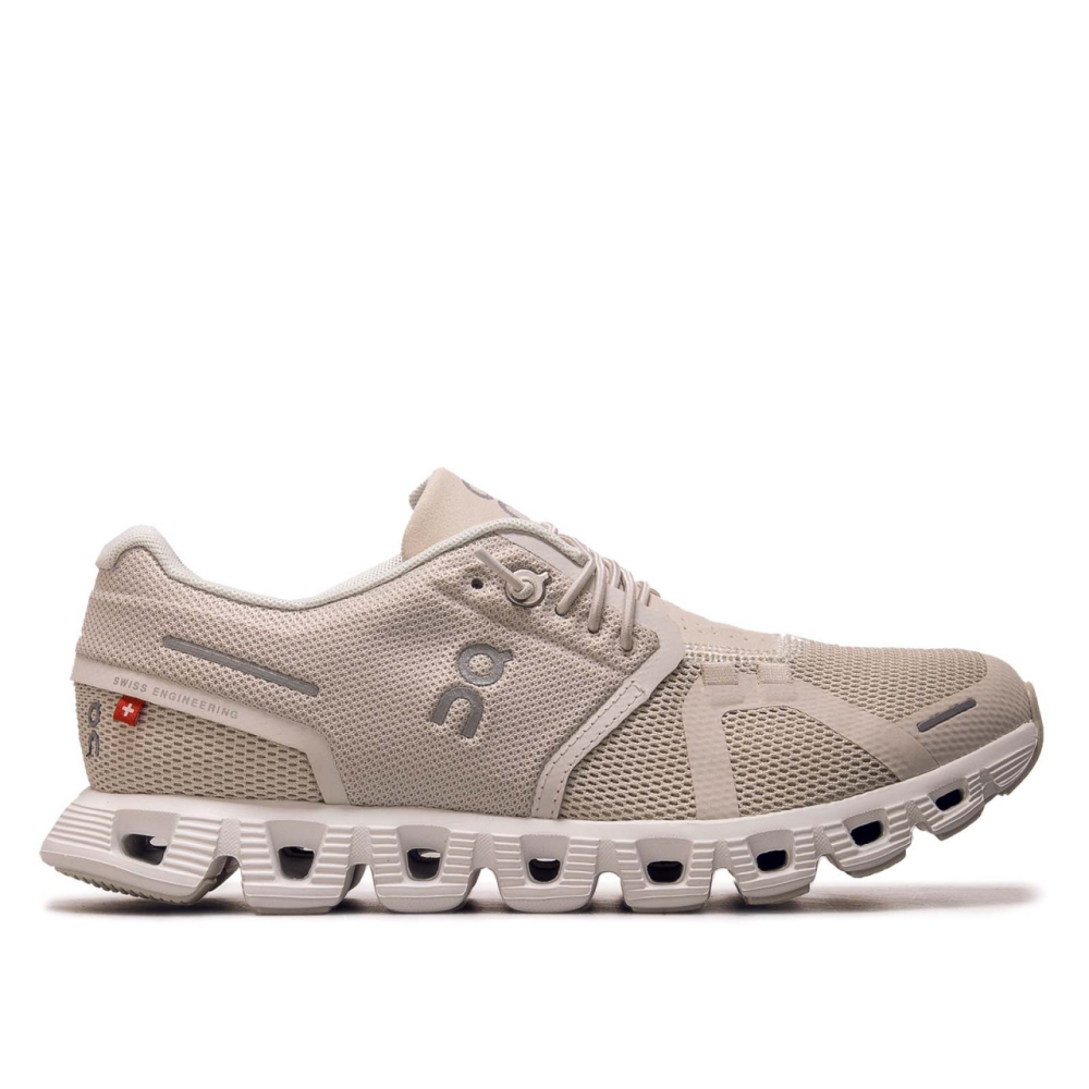 on-cloud-5-pearl-5998773.png