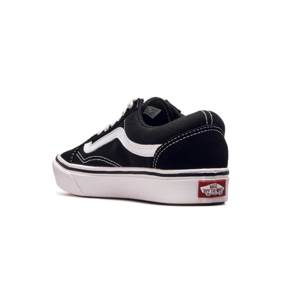 vans comfycush old skool black and white