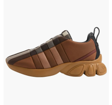 Burberry Quilted Classic Trainers (8070055)