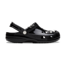 Crocs Classic Studded (210390-001) in schwarz