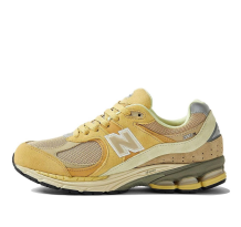 New Balance x AURALEE 2002R (M2002RE1)