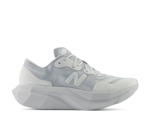 New Balance District Vision x FuelCell Supercomp Elite v4 (MRCELVD4) in grau