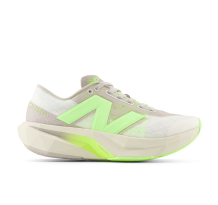 New Balance FuelCell Rebel v4 (WFCXLUM) in grau