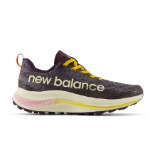 New Balance FuelCell SuperComp Trail (WTTRXCM1) in lila