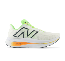 New Balance FuelCell SuperComp Trainer v2 (MRCXCA3) in weiss