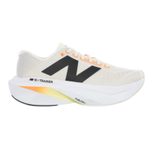 New Balance FuelCell SuperComp Trainer v3 (MRCXCA4-D)