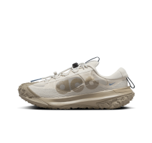 Nike ACG Mountain Fly 2 Low (DV7903-101) in braun