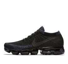 Nike Air VaporMax Triple (899473 003)