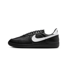 Nike A high wall rubber rand surrounds the boot for protection and added durability (FQ8762-001) in schwarz