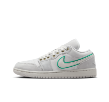 Jordan 1 Low SE Distressed Light Smoke Grey (IH3369-077)