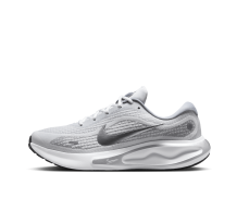 Nike Journey Run Stra (FN0228-104) in weiss