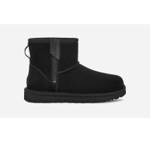 UGG Classic Mini Zip Bailey (1151230-BLK) in schwarz