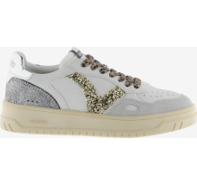 Victoria Wei (1257133-22)