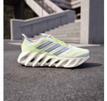 adidas Originals Switch FWD (FZ5621)