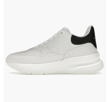 Alexander McQueen Oversized Runner Optic (575425WHRU3-9034)
