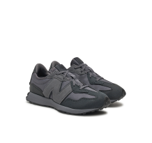 New Balance 327 (GS327BMP) in schwarz