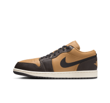 NIKE JORDAN 1 Low SE (HQ3603 201) in braun