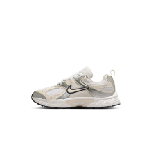 Nike V5 RNR PS (HQ6412-102)