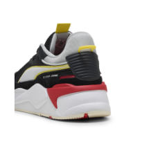 PUMA Scuderia Ferrari RS X (308622_01)