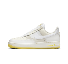 Nike Air Force 1 07 WMNS Low (FQ0709-100)