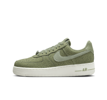 Nike Air Force 1 07 WMNS Safari Oil Green (FV6519-200) in grün