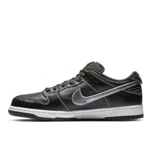 Nike Diamond Supply Co. x Dunk Low Pro SB (BV1310-001)