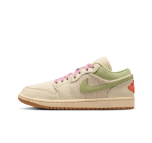 Jordan 1 Low SE (II0569-100)