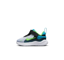 Nike Revolution 7 (FB7691-005) in schwarz