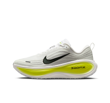 Nike Vomero Plus (HV8154-106)