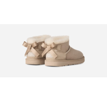 UGG Ultra Mini Bailey Bow Boot (1185920K-SAN)