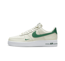 Nike Air Force 1 07 LV8 (DQ7658-101) in weiss