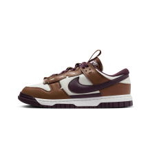 Nike Dunk Low Jumbo (FQ8248-200) in braun