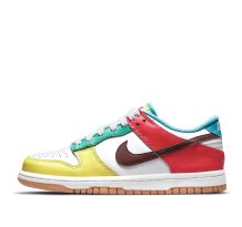 Nike Dunk Low SE (CZ2496-100)