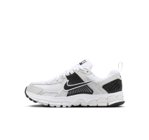 Nike Zoom Vomero 5 GS (HF6998-104) in weiss