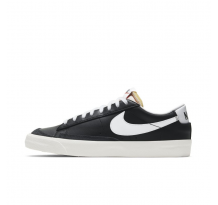 nike blazers mid 77 black
