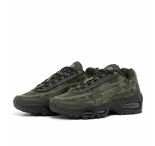 Nike WORKSOUT x Nike Air Max 95 Medium Olive (HQ0263-300)